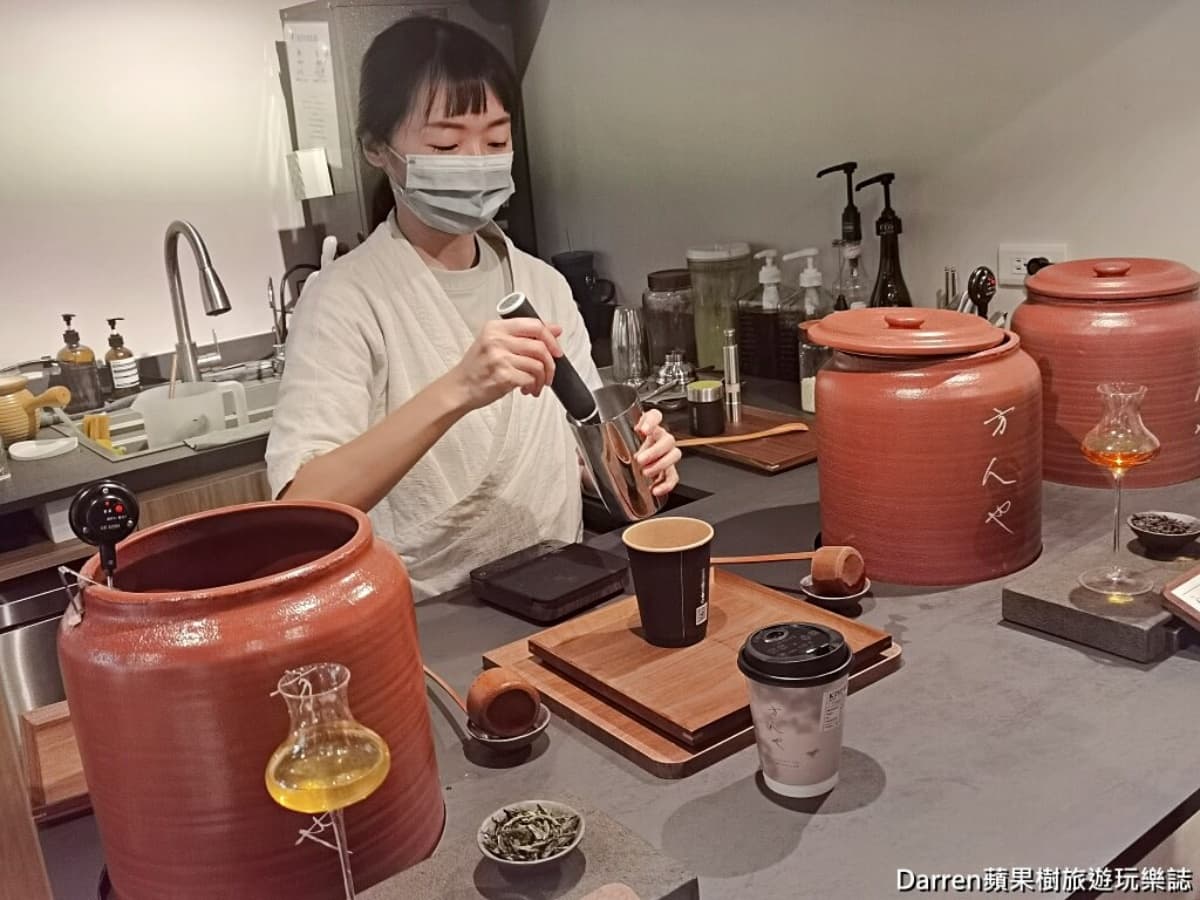 排隊麻糬餐車開店面!首間門市在板橋,季節限定草莓麻糬、沾粉麻糬都必吃 排隊麻糬餐車開店面!首間門市在板橋,季節限定草莓麻糬、沾粉麻糬都必吃