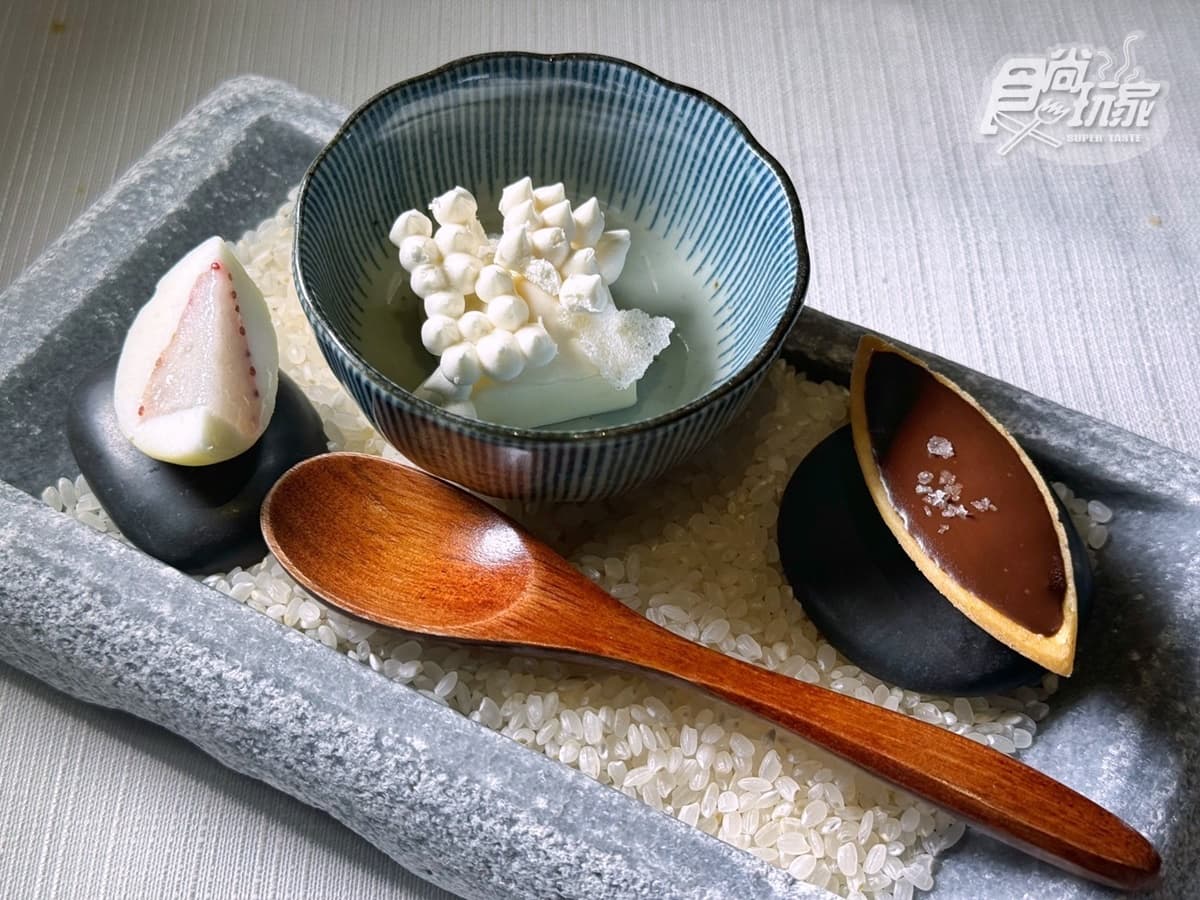 香檳王釀酒師改寫清酒規則!新作「IWA5」在台登場,精選原酒調出洋梨玫瑰香 香檳王釀酒師改寫清酒規則!新作「IWA5」在台登場,精選原酒調出洋梨玫瑰香