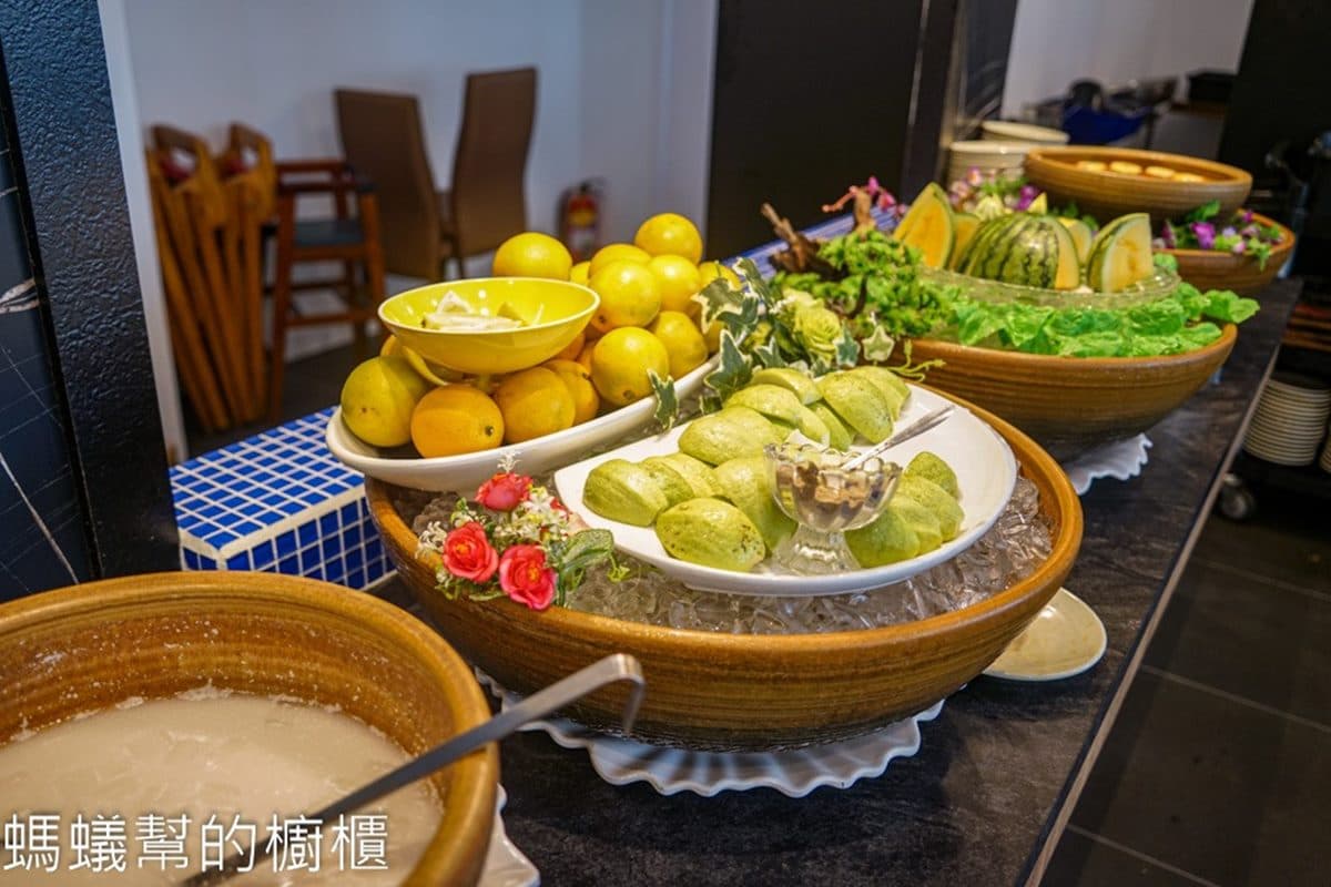 295元自助吧吃到飽!超低調「平價牛排」還能煮麵,壽司、關東煮、水果無限夾 295元自助吧吃到飽!超低調「平價牛排」還能煮麵,壽司、關東煮、水果無限夾