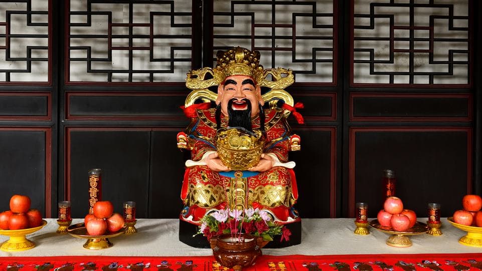 財神爺喜歡吃什麼?網友推薦「1供品」象徵錢財一直來,拜3水果恐漏財