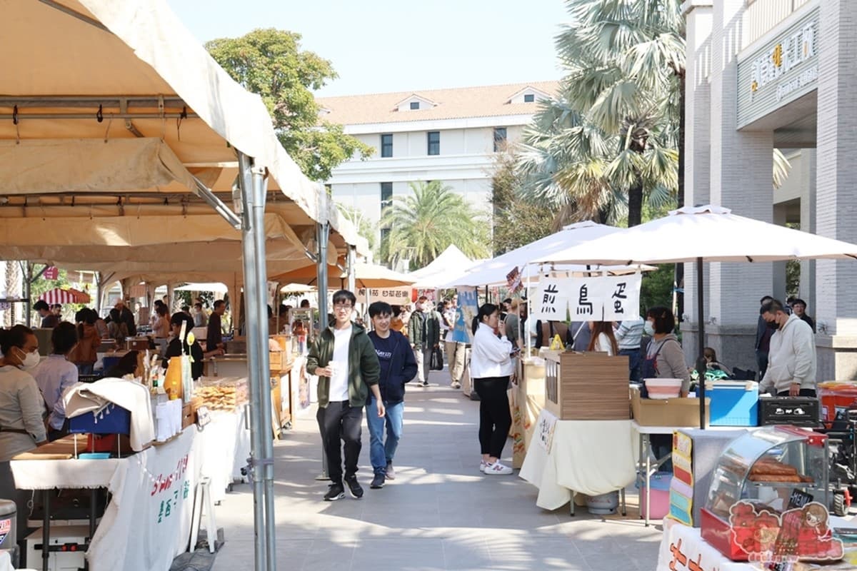 台南人出動!連續2週免費逛市集,開吃80家美食、玩遊樂設施、看表演 台南人出動!連續2週免費逛市集,開吃80家美食、玩遊樂設施、看表演