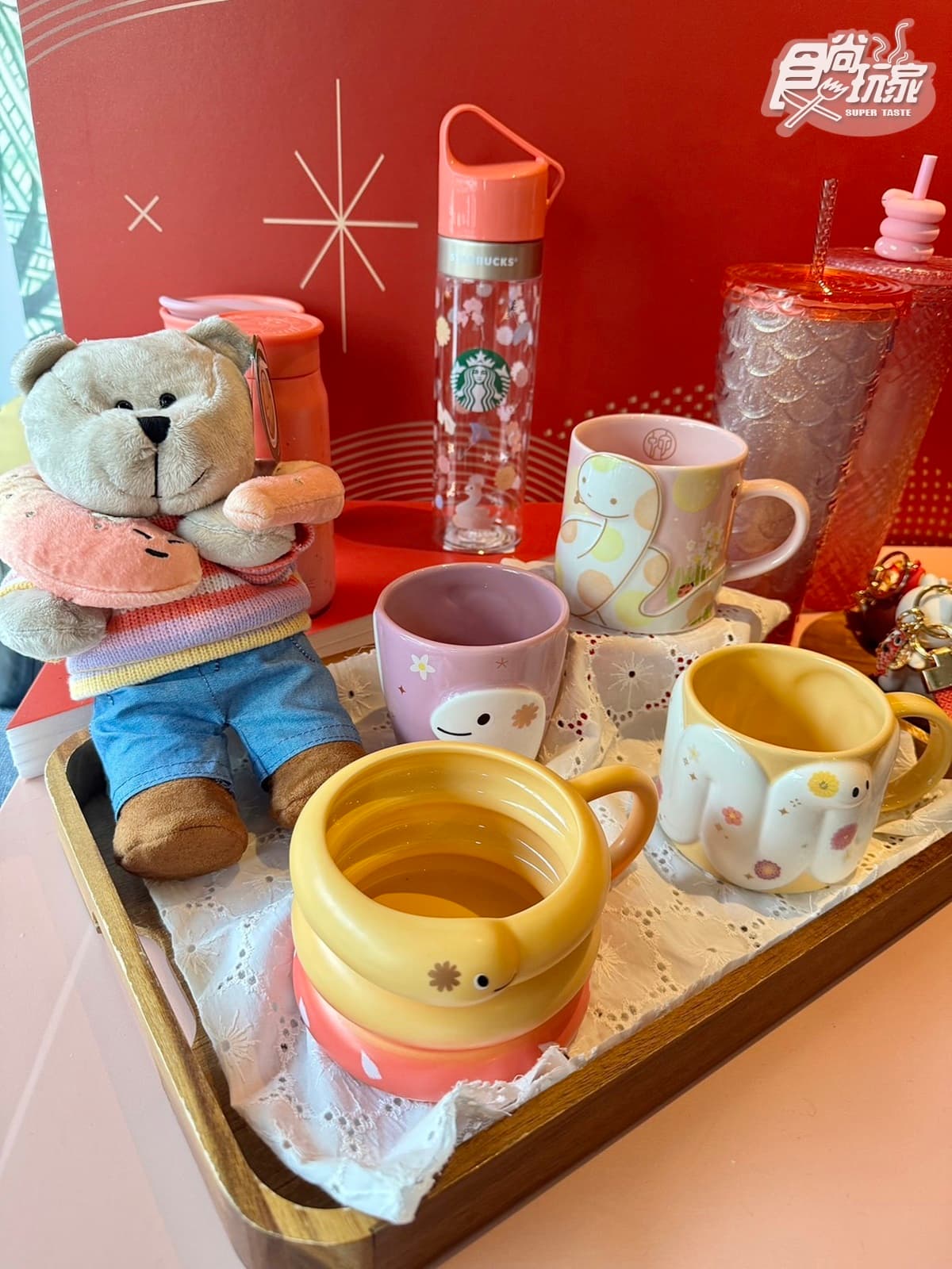 星巴克春節福袋+禮盒!2大咖啡春節新品一次看,CAFE!N咖啡球精裝書禮盒 星巴克春節福袋+禮盒!2大咖啡春節新品一次看,CAFE!N咖啡球精裝書禮盒