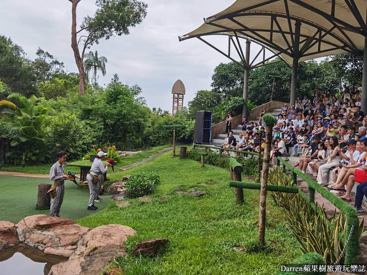 近距離餵長頸鹿、狐猴!親子必逛最強「開放式野生動物園」,還有動物表演秀 近距離餵長頸鹿、狐猴!親子必逛最強「開放式野生動物園」,還有動物表演秀