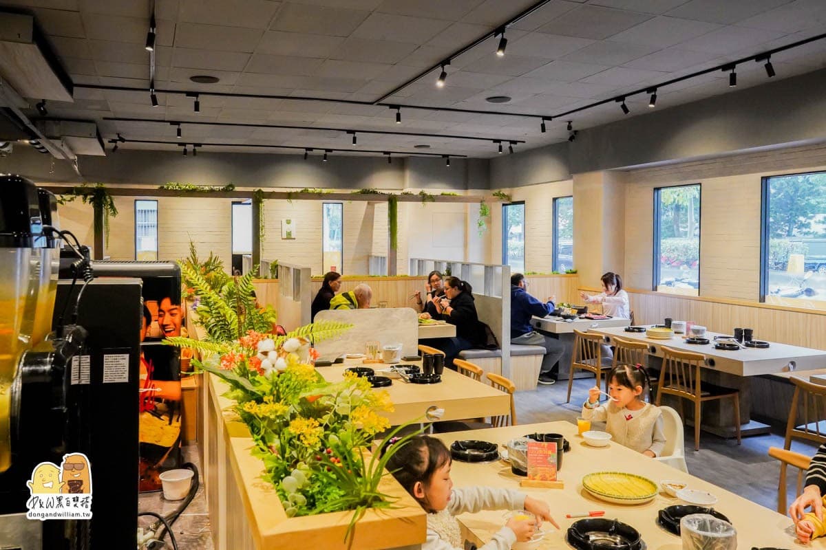中壢平價火鍋吃到飽!398元起蔬食自助吧無限吃,還有大苑子芒果冰沙暢飲 中壢平價火鍋吃到飽!398元起蔬食自助吧無限吃,還有大苑子芒果冰沙暢飲