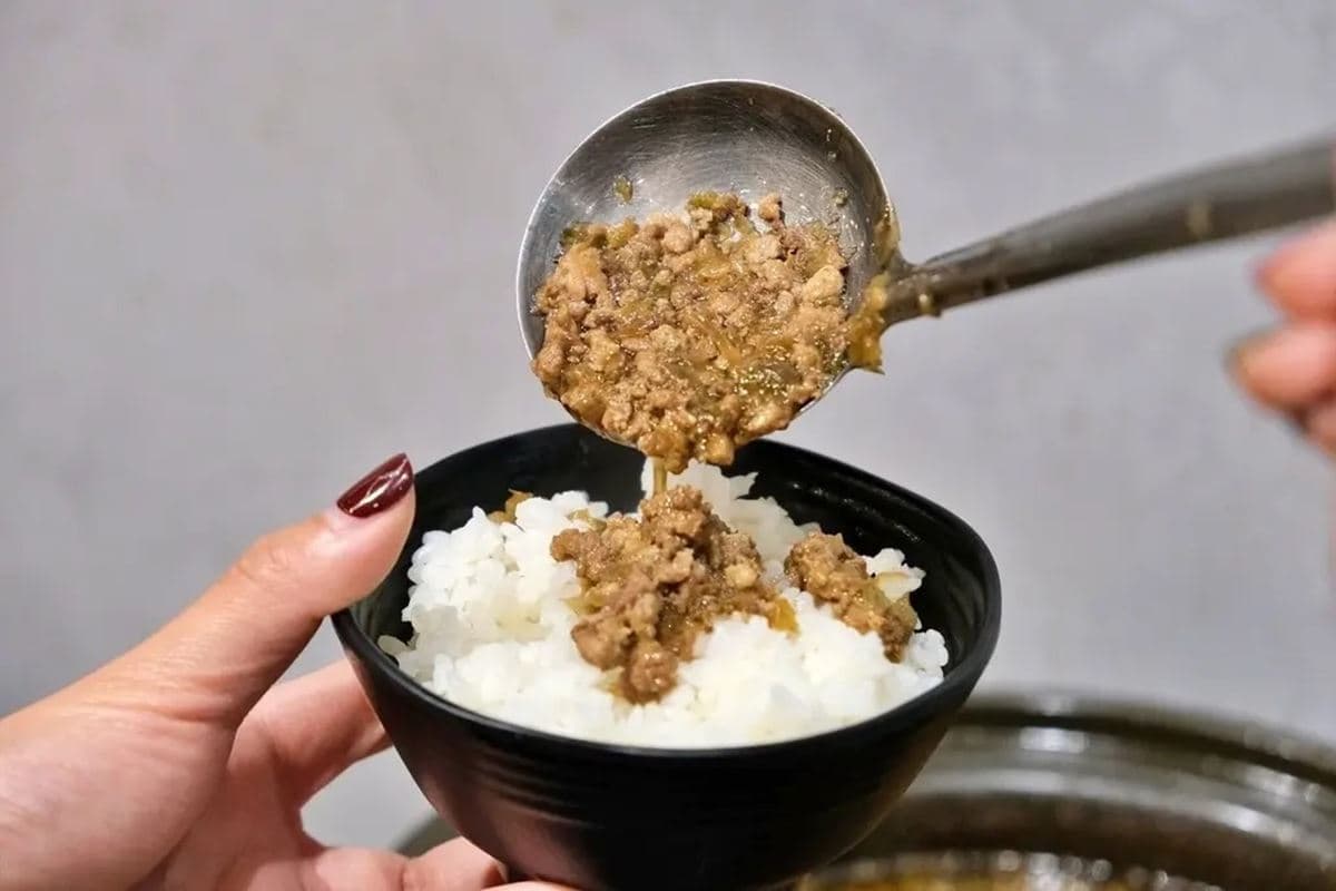 180元吃到飽!台南4.7星好評「高CP值火鍋」,肉燥飯、炸物、飲品無限吃 180元吃到飽!台南4.7星好評「高CP值火鍋」,肉燥飯、炸物、飲品無限吃