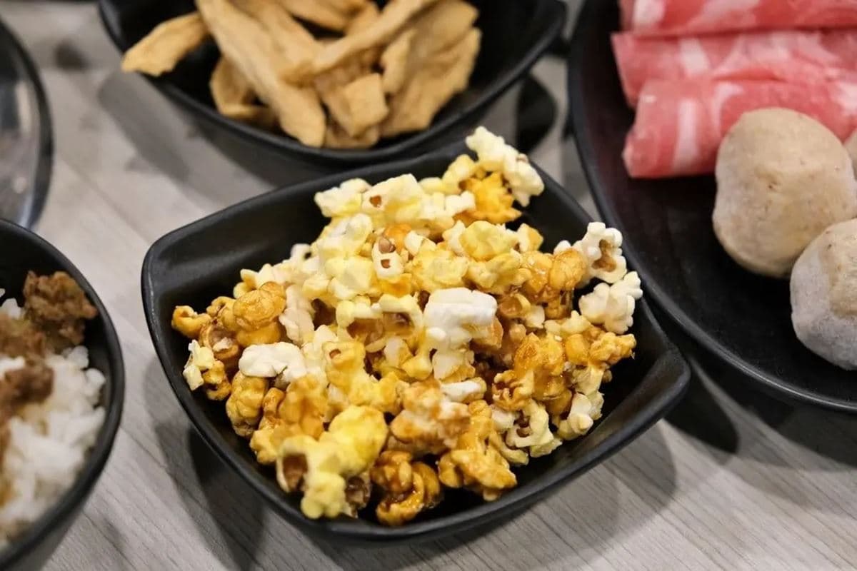 180元吃到飽!台南4.7星好評「高CP值火鍋」,肉燥飯、炸物、飲品無限吃 180元吃到飽!台南4.7星好評「高CP值火鍋」,肉燥飯、炸物、飲品無限吃