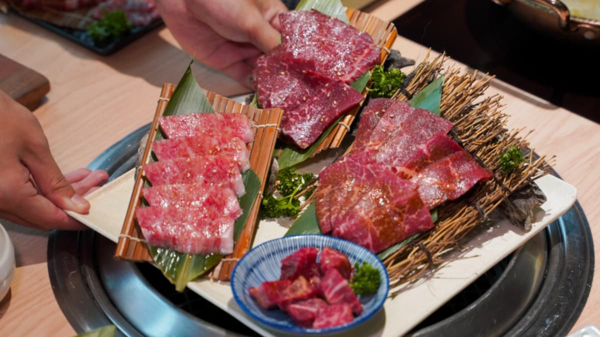 538元起燒肉吃到飽!台北高CP值「火烤兩吃」,海鮮、石鍋拌飯50款無限續 538元起燒肉吃到飽!台北高CP值「火烤兩吃」,海鮮、石鍋拌飯50款無限續
