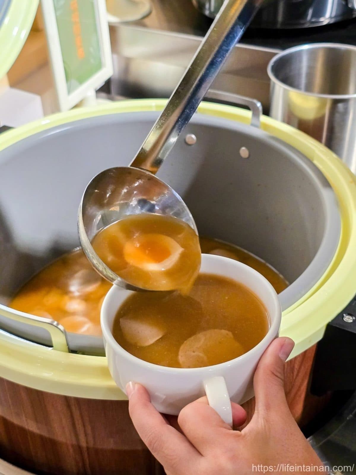 免費加飯、加醬!隱藏版「咖哩吃到飽」158元起,還有關東煮、飲料無限續 免費加飯、加醬!隱藏版「咖哩吃到飽」158元起,還有關東煮、飲料無限續