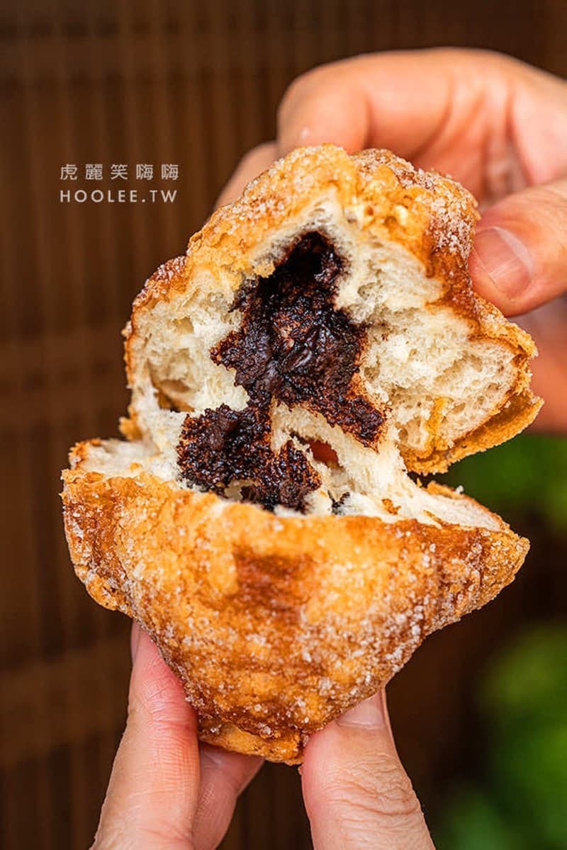 爽吃只要30元!高雄排隊「炸甜甜圈」起鍋就秒殺,芋泥紅豆、奶香起司都要嗑 爽吃只要30元!高雄排隊「炸甜甜圈」起鍋就秒殺,芋泥紅豆、奶香起司都要嗑