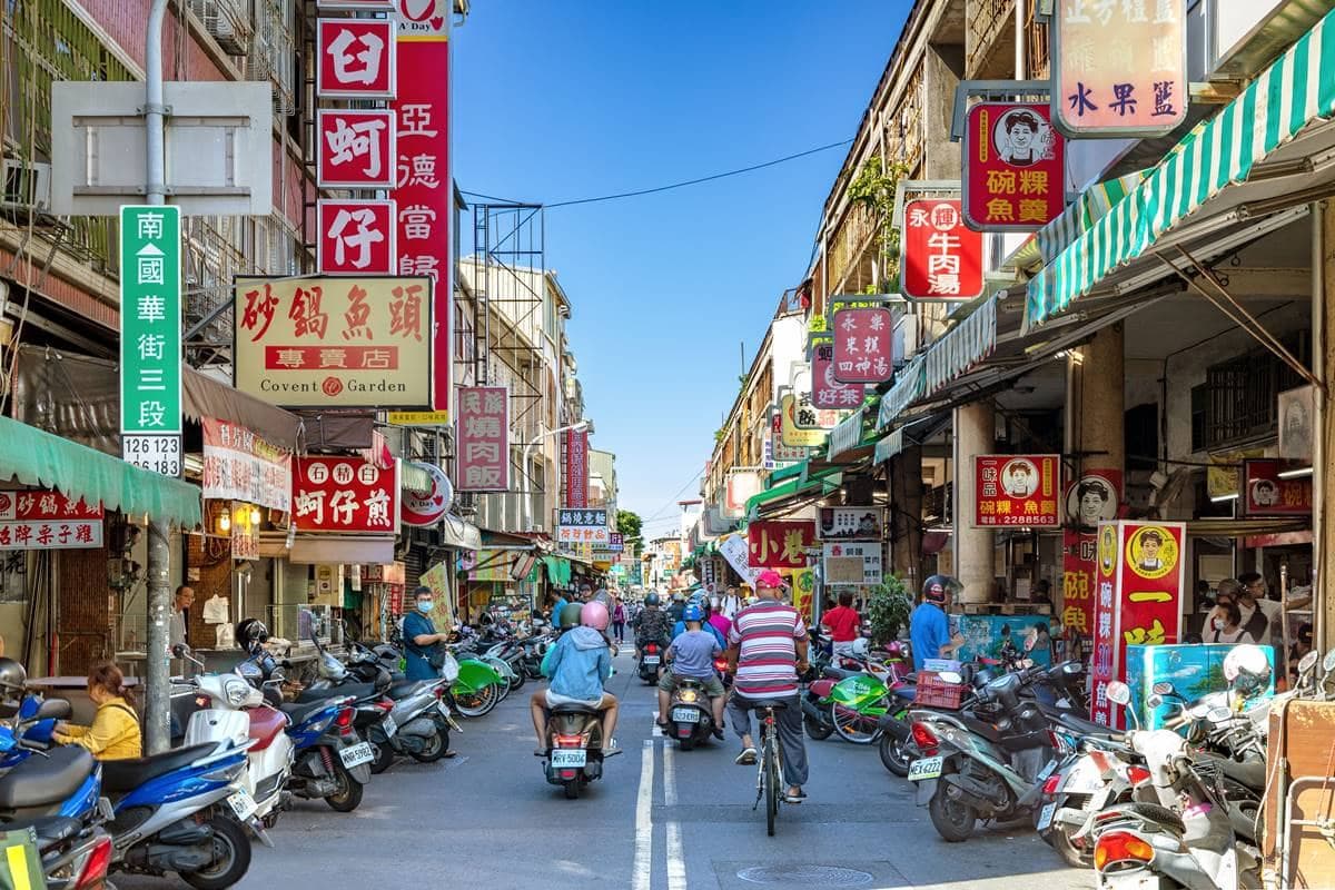 依賴Google評價會錯過!台南超隱藏版餐廳,招牌雙主菜「快餐」只要80元