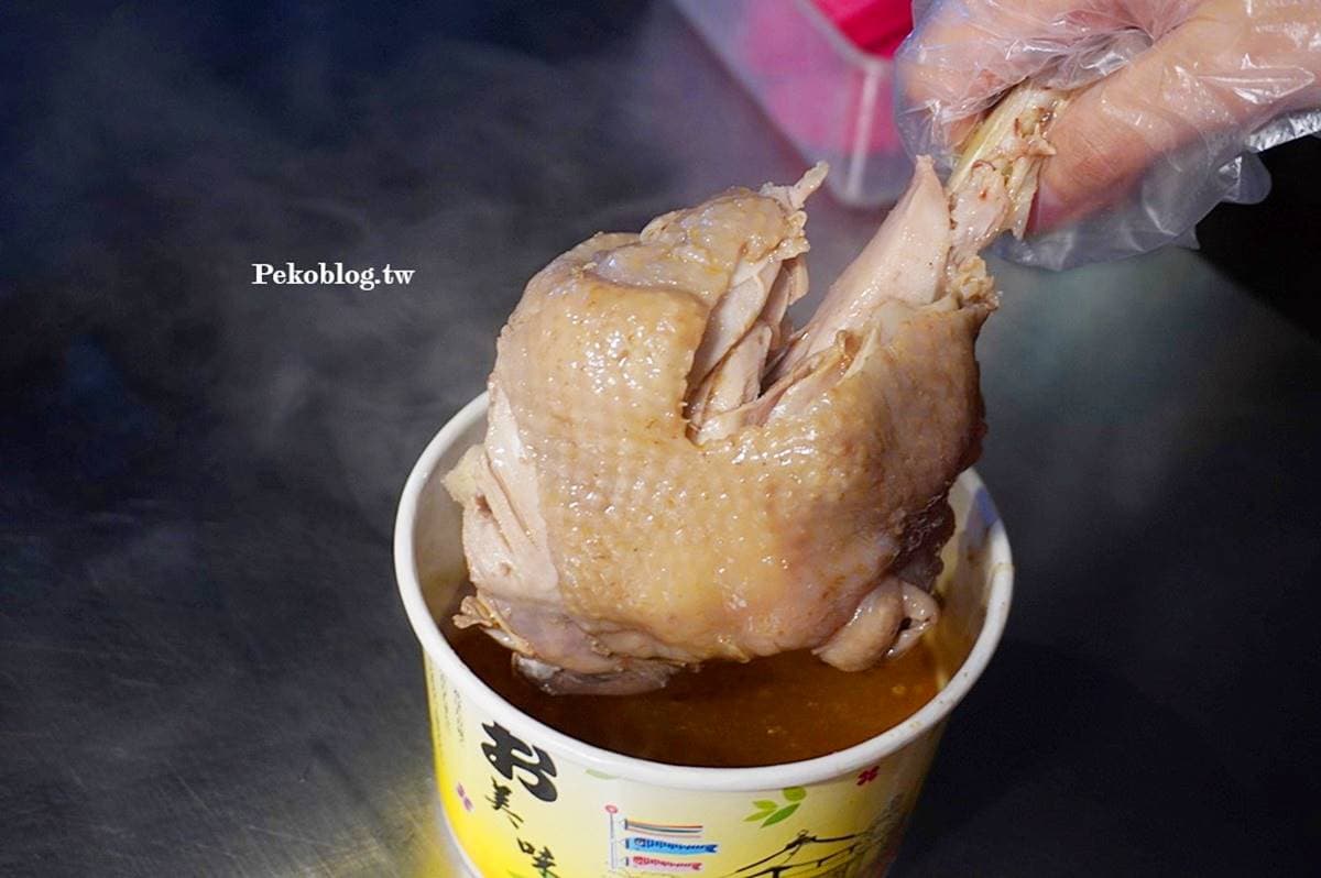 湳雅夜市美食TOP 10,解鎖板橋宵夜大本營!必吃麻油雞、和牛滷肉飯 湳雅夜市美食推薦:王記好吃麻油雞