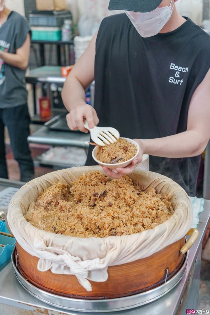 湳雅夜市美食TOP 10,解鎖板橋宵夜大本營!必吃麻油雞、和牛滷肉飯 湳雅夜市美食推薦:懷念排骨酥湯
