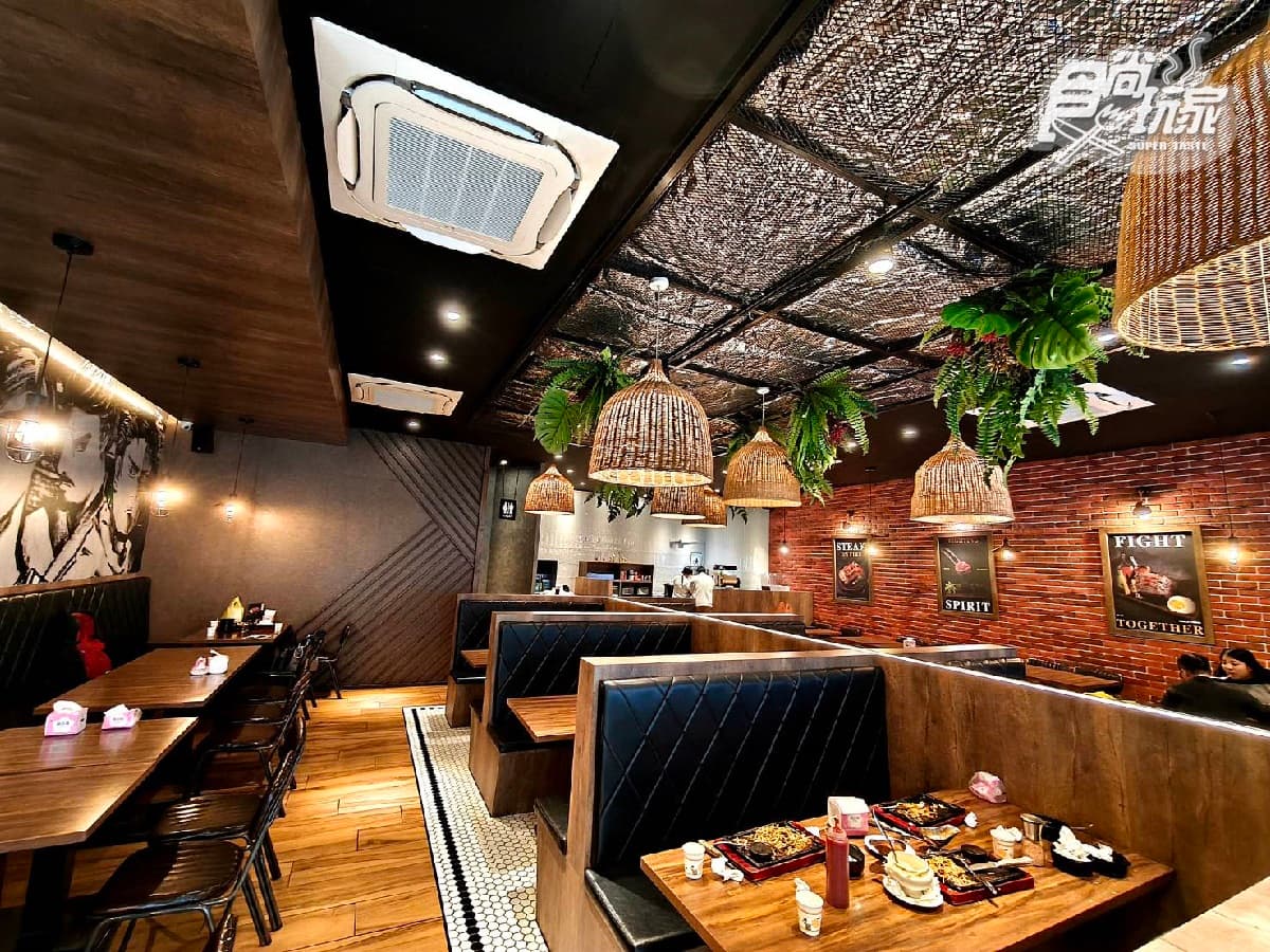 牛排買一送一!宜蘭平價牛排名店230元起開吃,必點火焰牛、18盎司雙拼 牛排買一送一!宜蘭平價牛排名店230元起開吃,必點火焰牛、18盎司雙拼