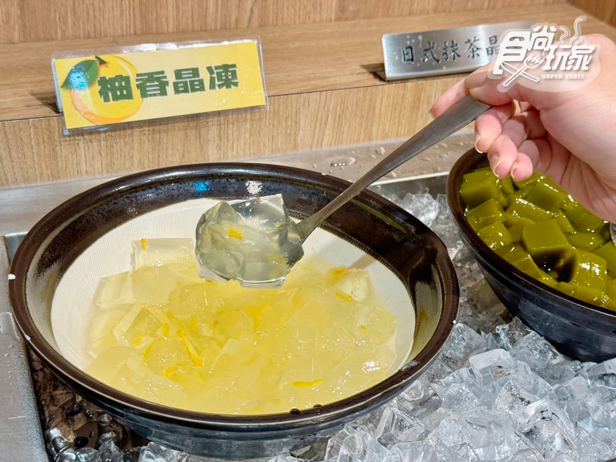 名字有「柚」免費吃!和牛涮「柚子胡椒鍋」只要29元,爽嗑70款自助吧+柚香和牛 名字有「柚」免費吃!和牛涮「柚子胡椒鍋」只要29元,爽嗑70款自助吧+柚香和牛