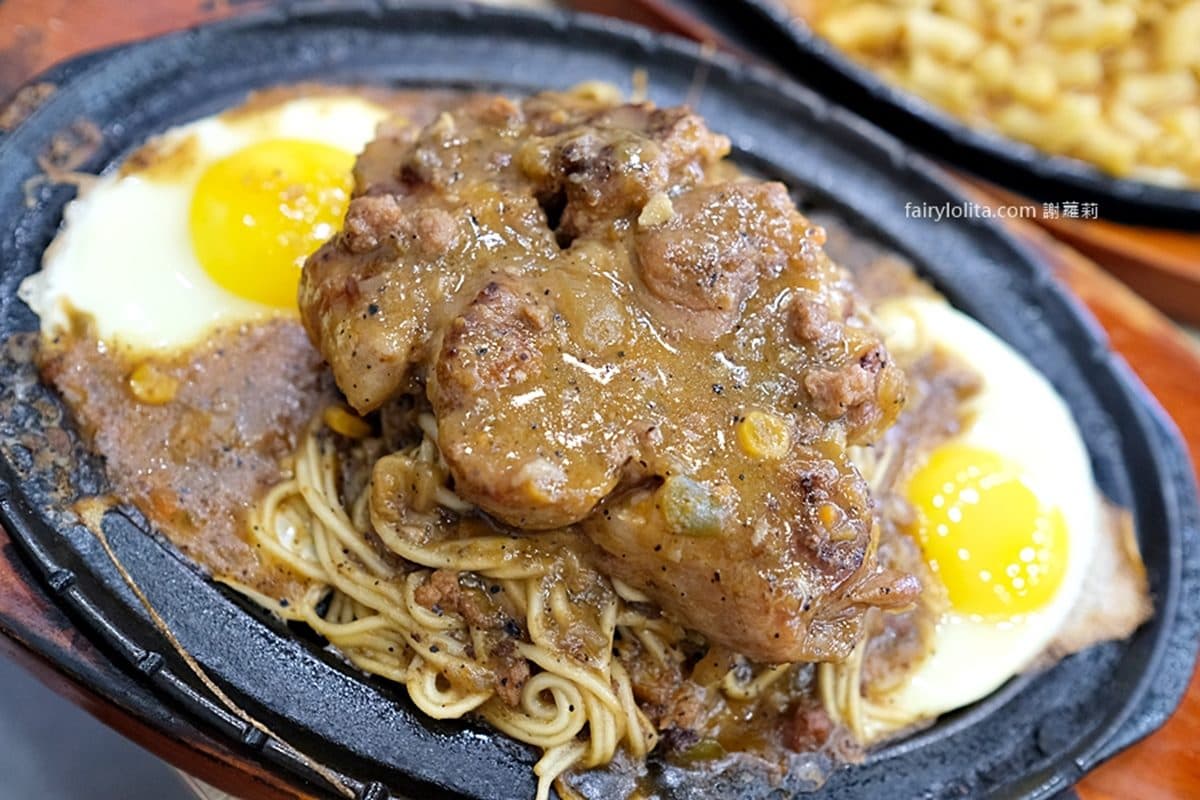 80元起吃到飽!「高CP值牛排店」爽嗑自助吧,濃湯、冰淇淋40種品項無限夾 80元起吃到飽!「高CP值牛排店」爽嗑自助吧,濃湯、冰淇淋40種品項無限夾