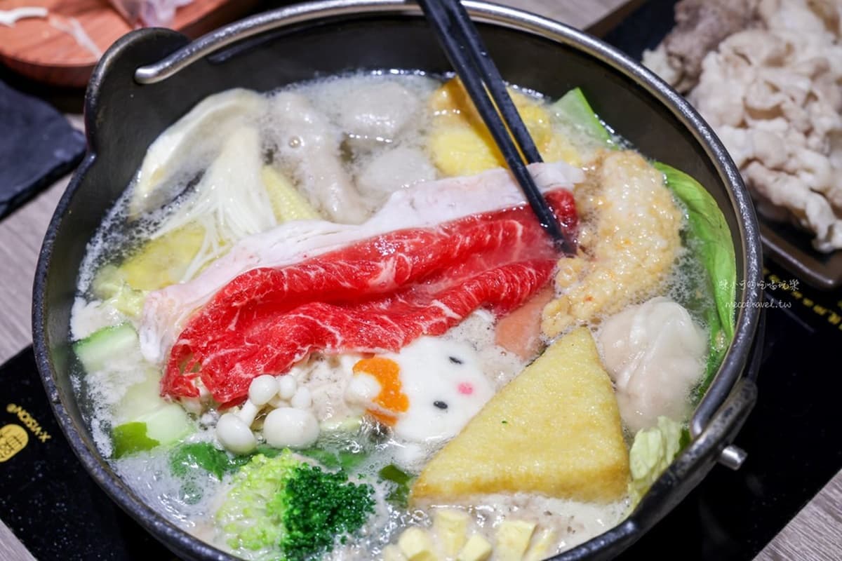 299元起暢吃!超狂「石頭火鍋吃到飽」爽嗑30款鍋料、咖哩飯,必點泡澡牛奶熊 299元起暢吃!超狂「石頭火鍋吃到飽」爽嗑30款鍋料、咖哩飯,必點泡澡牛奶熊