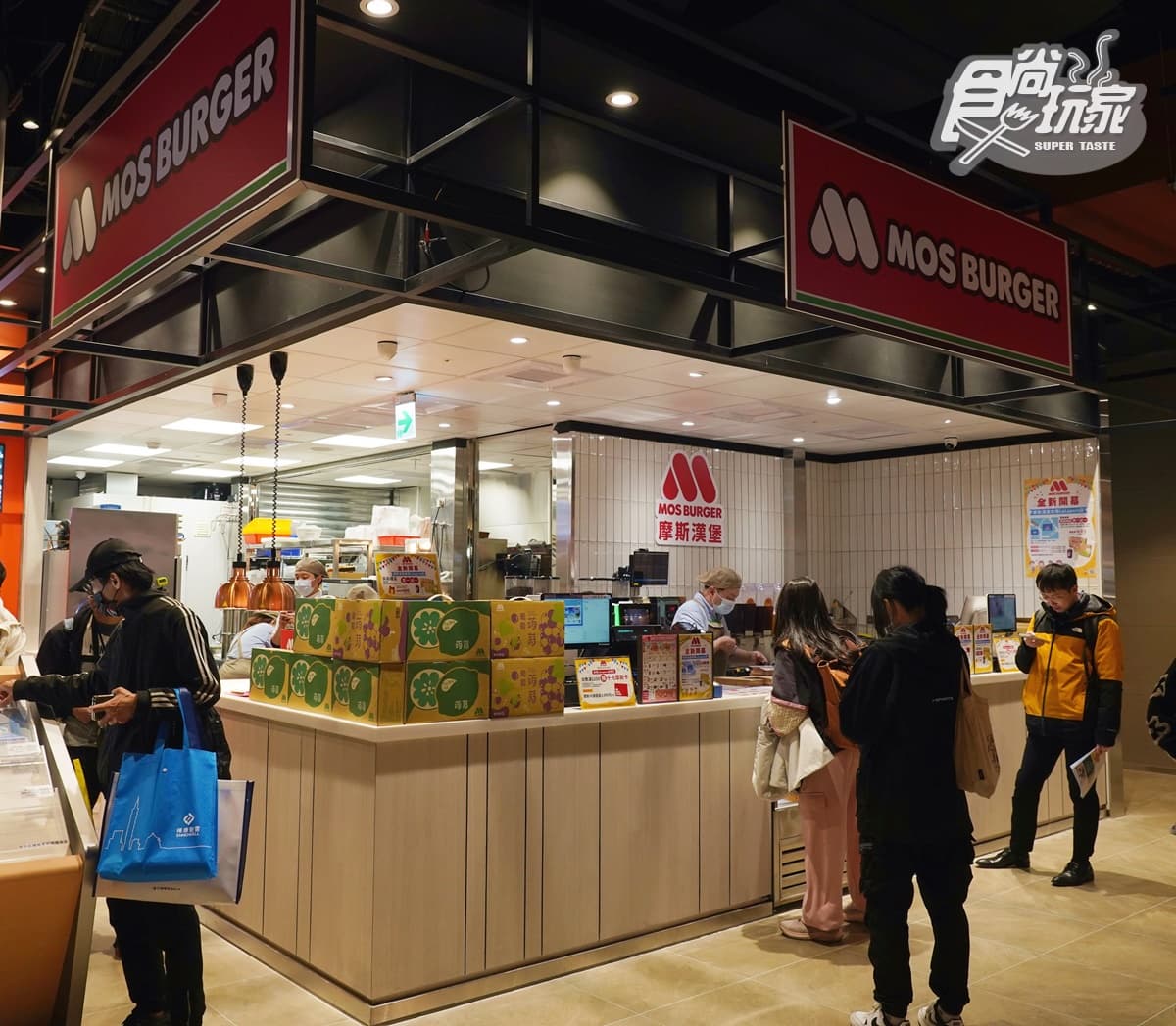 「摩斯紅茶買3送2」快囤!限時免費送方塊薯餅、咖啡,加碼搶2夯品買一送一 「摩斯紅茶買3送2」快囤!限時免費送方塊薯餅、咖啡,加碼搶2夯品買一送一