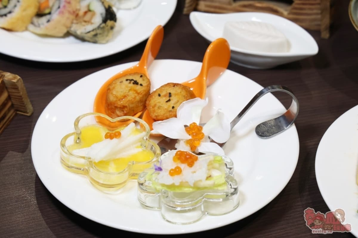 台南最強「蔬食Buffet吃到飽」!百道中西式菜色任夾,炙燒生魚片壽司超擬真 台南最強「蔬食Buffet吃到飽」!百道中西式菜色任夾,炙燒生魚片壽司超擬真