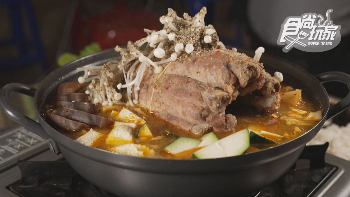 深夜裡的熟成肉肉舖。EOTTAE