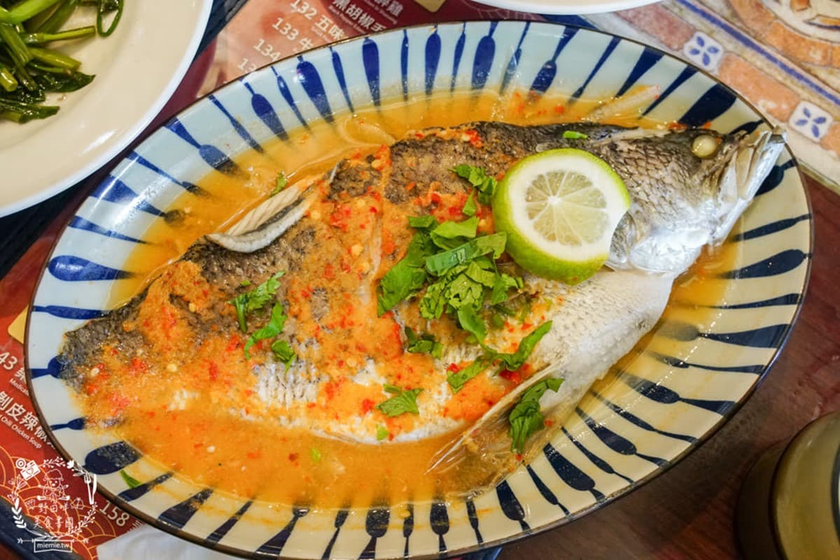 高雄唯一「台菜料理吃到飽」!549元起爽吃近50道菜,母親節、家族聚餐首選 高雄唯一「台菜料理吃到飽」!549元起爽吃近50道菜,母親節、家族聚餐首選