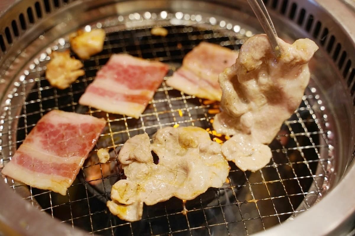 2025沖繩旅遊攻略!10大美食+景點推薦:7公分厚玉子燒、苦瓜漢堡、超Q獅薩 2025沖繩旅遊攻略!10大美食+景點推薦:7公分厚玉子燒、苦瓜漢堡、超Q獅薩