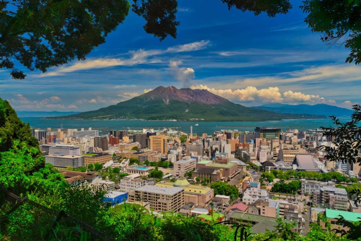 2025鹿兒島攻略!必吃必玩10選:80年名物最萌白熊冰、百年建築最美星巴克 2025鹿兒島攻略!必吃必玩10選:80年名物最萌白熊冰、百年建築最美星巴克