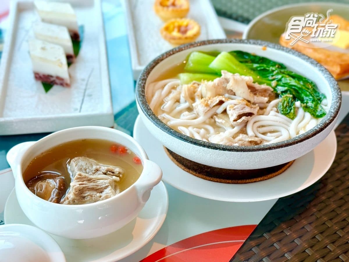 300元開吃港味套餐!高CP值49樓「無敵景觀茶餐廳」,200坪空中花園超好拍 300元開吃港味套餐!高CP值49樓「無敵景觀茶餐廳」,200坪空中花園超好拍