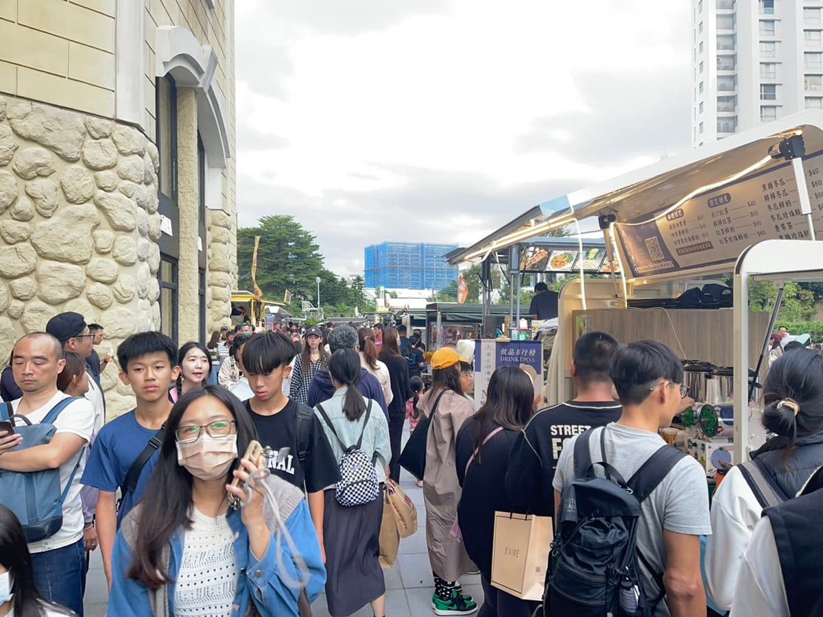 美食市集只有2天!甜點、鹹食35攤免費逛,480秒無人機表演「這天」登場 美食市集只有2天!甜點、鹹食35攤免費逛,480秒無人機表演「這天」登場