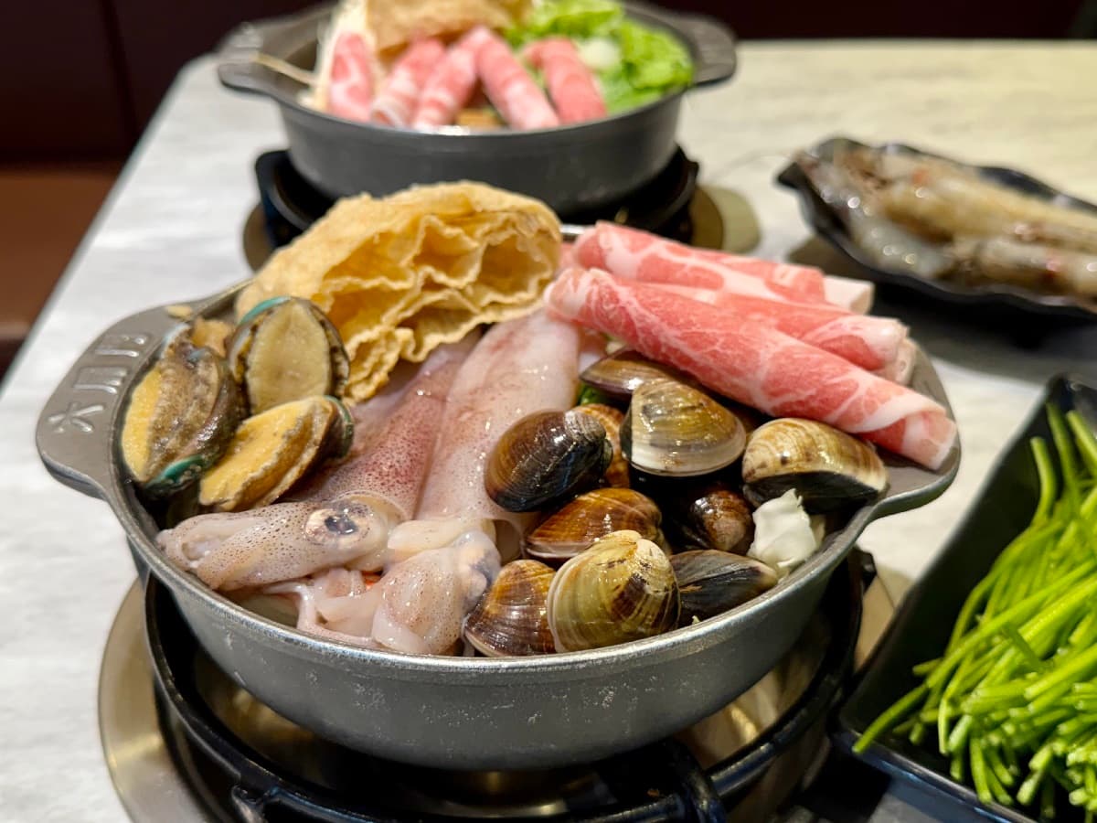 火鍋買一送一!「小火鍋霸主」160元起自助吧吃到飽,全台首創蜜香豆奶無限喝 火鍋買一送一!「小火鍋霸主」160元起自助吧吃到飽,全台首創蜜香豆奶無限喝