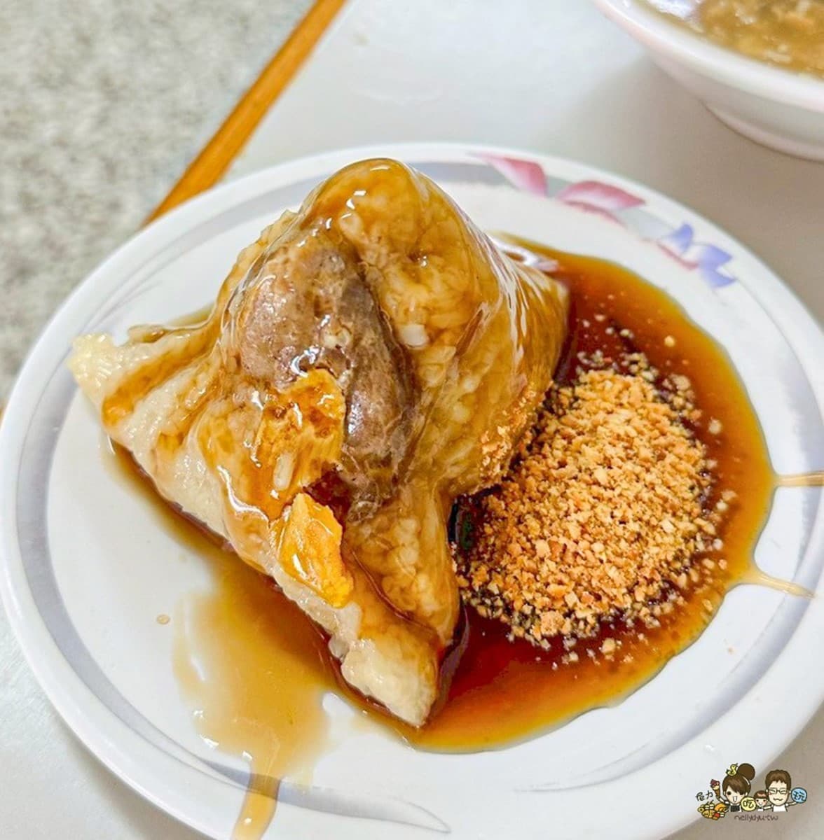 高雄人的月底救星!爽吃肉粽+碗粿+味噌湯免百元,55元香菇肉羹超有料 高雄人的月底救星!爽吃肉粽+碗粿+味噌湯免百元,55元香菇肉羹超有料