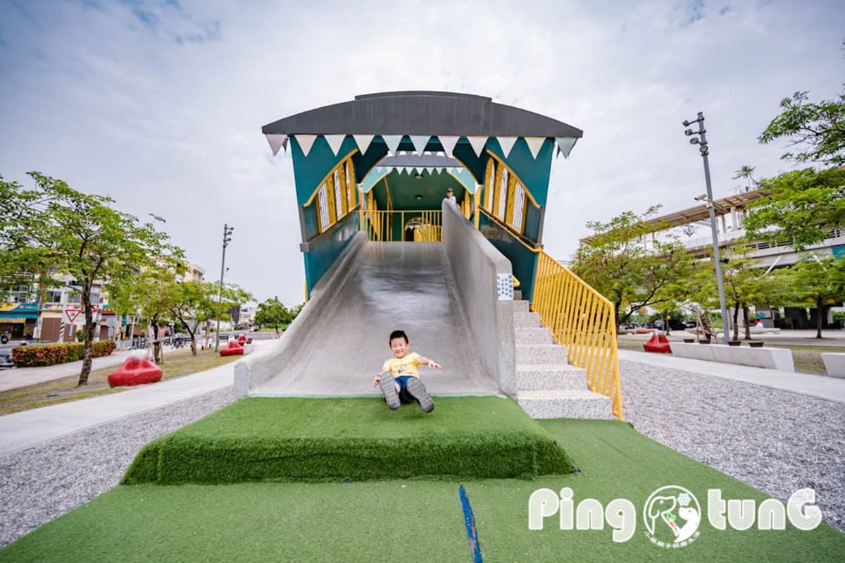南台灣最美親子公園!七彩熱氣球飛天火車超吸睛,高速刺激溜滑梯玩到瘋 南台灣最美親子公園!七彩熱氣球飛天火車超吸睛,高速刺激溜滑梯玩到瘋