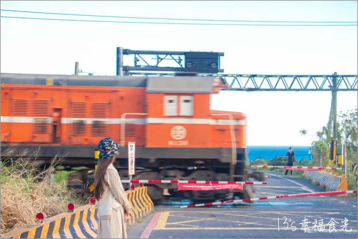 台東不只三仙台!2026必訪10大美拍祕境景點:最美海景車站、招財貓土地公 台東不只三仙台!2026必訪10大美拍祕境景點:最美海景車站、招財貓土地公
