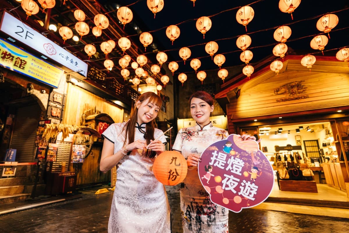 燈海祈願耀九份、黃金龍影照山城!「2025九份紅燈籠祭」6/14登場 燈海祈願耀九份、黃金龍影照山城!「2025九份紅燈籠祭」6/14登場