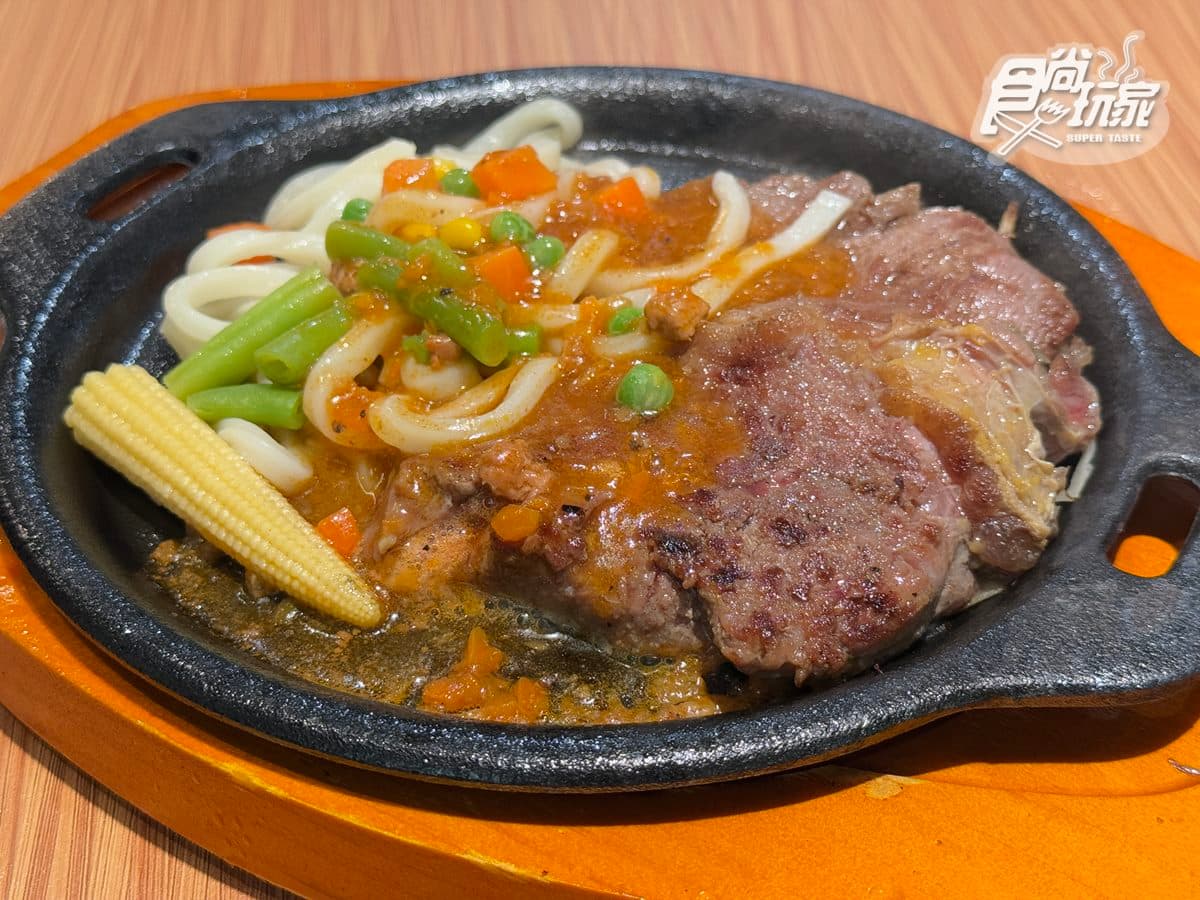 全台最大「貴族世家」在這!390元爽嗑百道美食,熱炒、海鮮吃到飽 全台最大「貴族世家」在這!390元爽嗑百道美食,熱炒、海鮮吃到飽