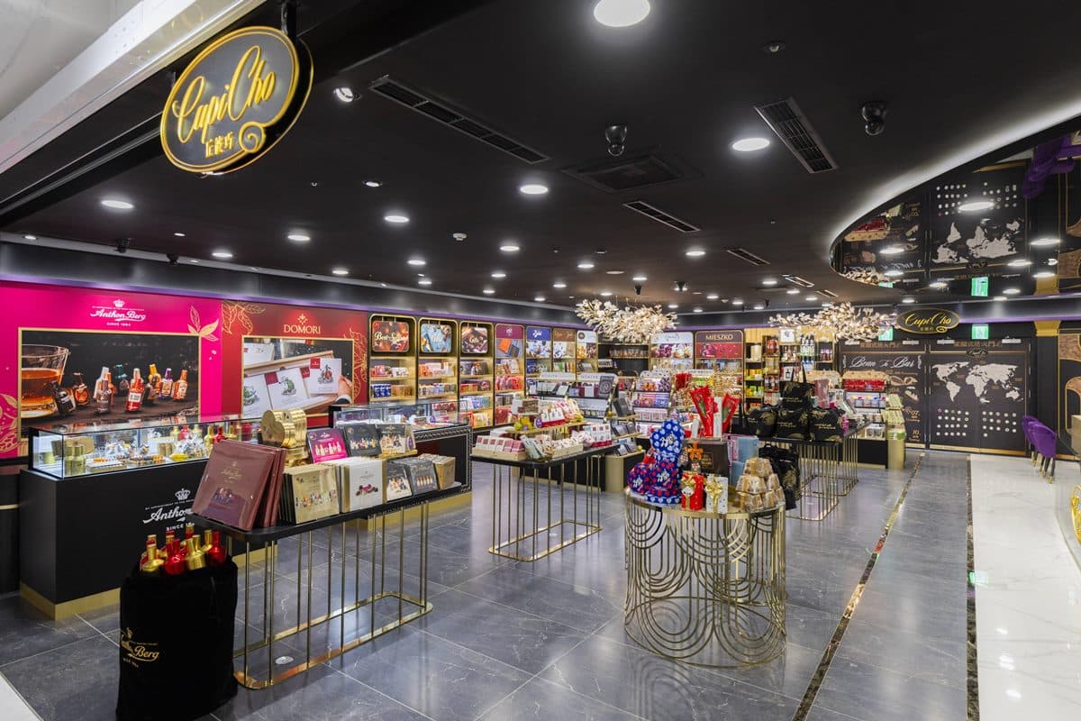 Dream Plaza美食推薦22家!必訪全台最大星巴克,全台首店、吃到飽一次看 Dream Plaza美食推薦22家!必訪全台最大星巴克,全台首店、吃到飽一次看