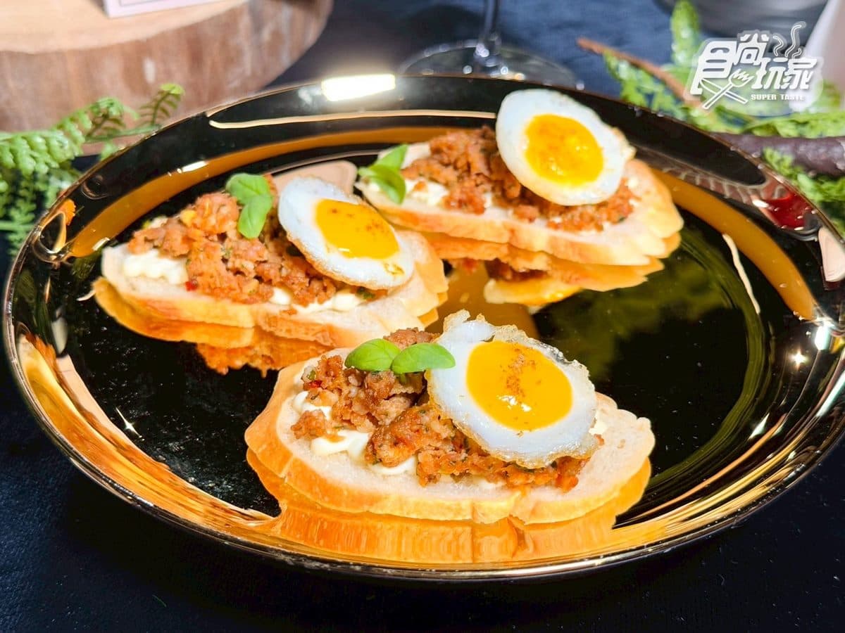 Dream Plaza美食推薦22家!必訪全台最大星巴克,全台首店、吃到飽一次看 Dream Plaza美食推薦22家!必訪全台最大星巴克,全台首店、吃到飽一次看