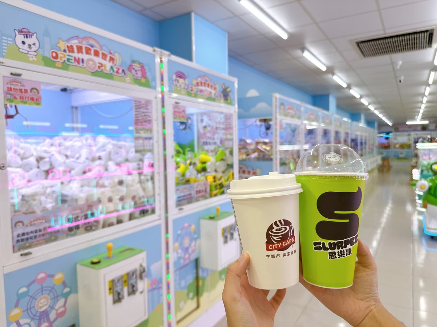 小七變身夾娃娃店!7-11首創複合「娃寶歡樂世界」,CITY CAFE、思樂冰也能夾 小七變身夾娃娃店!7-11首創複合「娃寶歡樂世界」,CITY CAFE、思樂冰也能夾