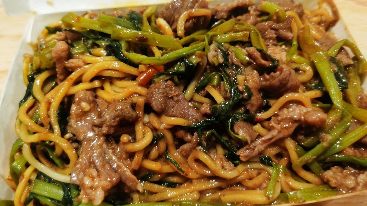 阿倫炒羊肉