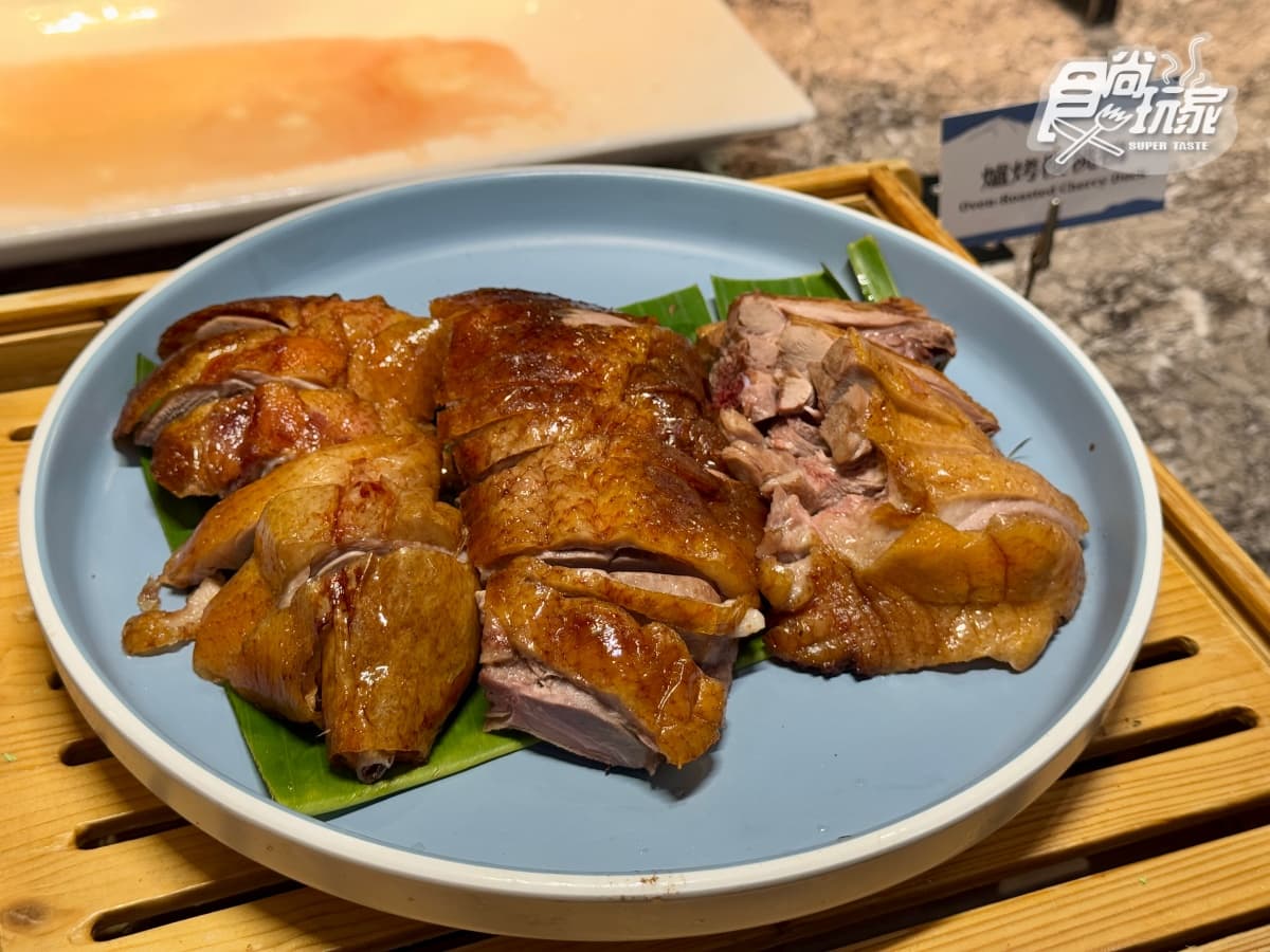 IG超夯宜蘭吃到飽!上百道菜色無限夾,爽嗑多種螃蟹、烤鴨六吃、星巴克暢飲 IG超夯宜蘭吃到飽!上百道菜色無限夾,爽嗑多種螃蟹、烤鴨六吃、星巴克暢飲