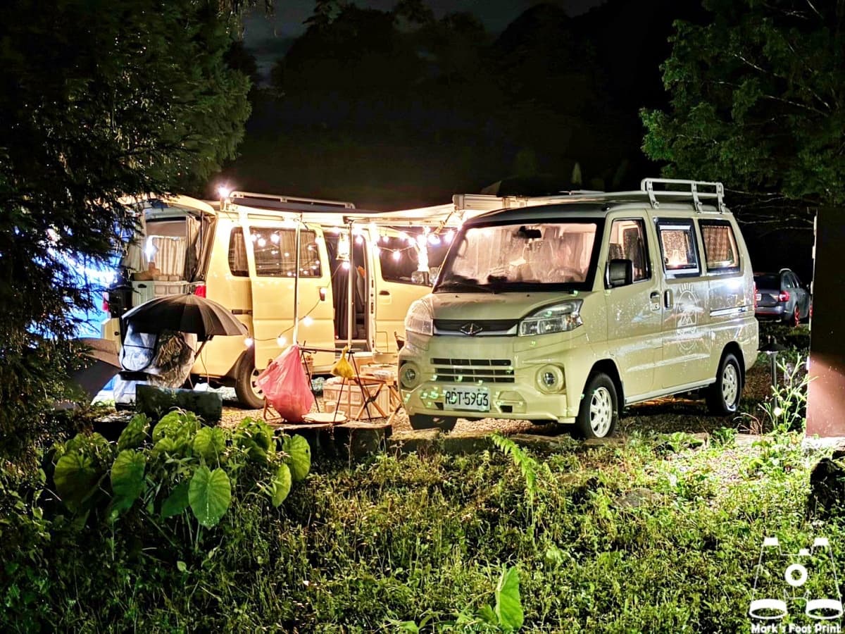 免裝備、媲美住飯店!懶人露營、豪華露營車TOP10推薦,票選最愛抽住宿券 如果想體驗車露,蟬說和豪華露營車品牌「vantel」也有合作推出車泊。