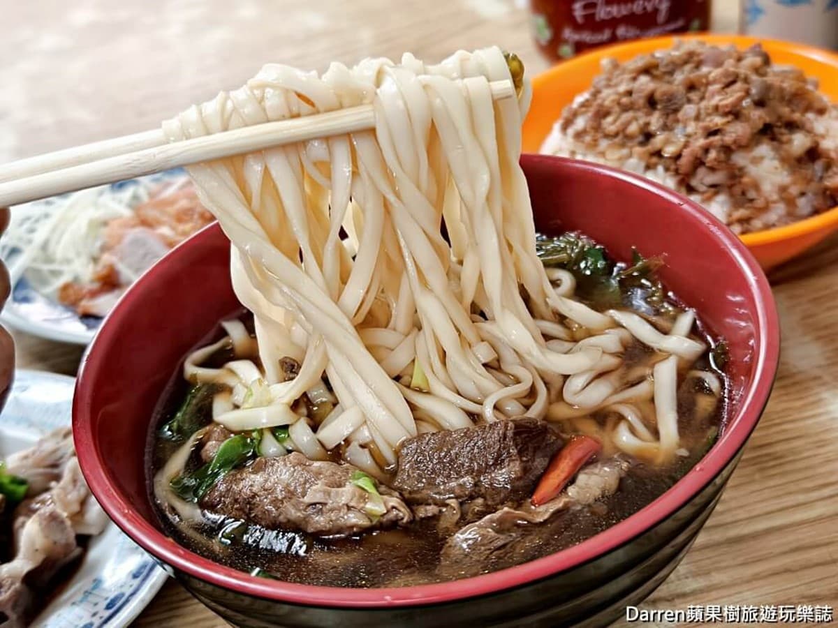 新北竟有70元牛肉麵!每日限量中午前完售,滷肉飯20元、超佛心菜單看這 新北竟有70元牛肉麵!每日限量中午前完售,滷肉飯20元、超佛心菜單看這