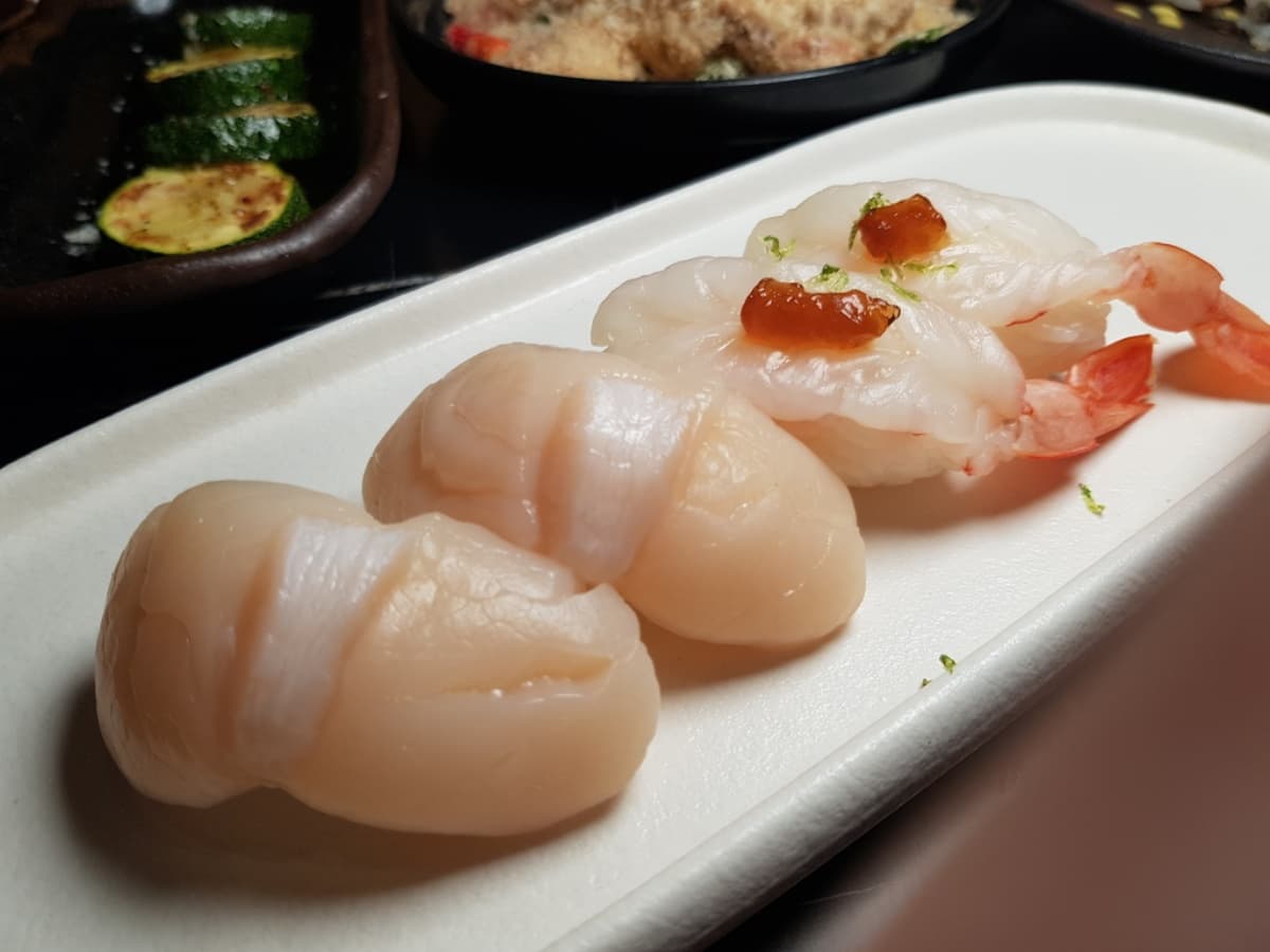 40道串燒、熱炒吃到飽!「高CP值日料」699元起開吃,還有包廂能唱KTV 40道串燒、熱炒吃到飽!「高CP值日料」699元起開吃,還有包廂能唱KTV