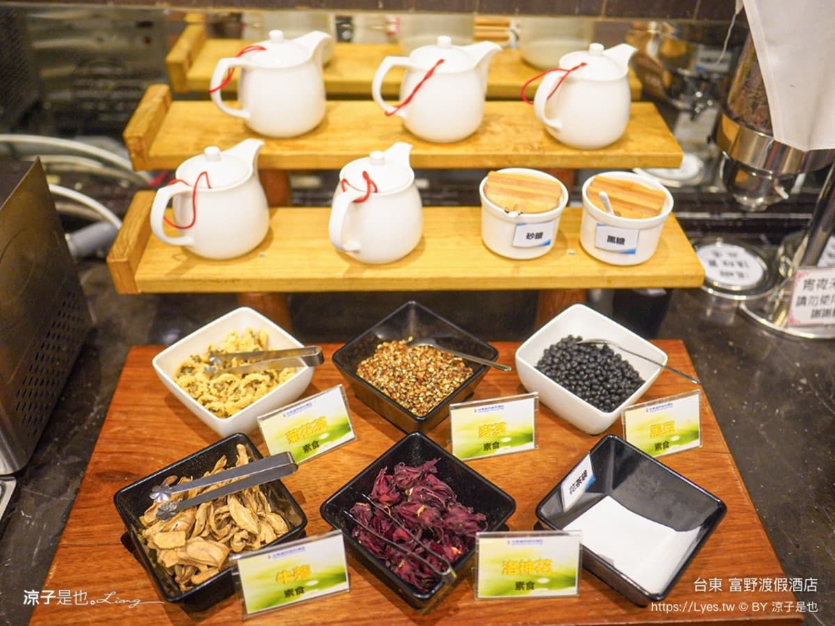 350元飯店Buffet吃到飽!晚餐爽嗑3小時,住宿買10晚送10晚有夠狂 350元飯店Buffet吃到飽!晚餐爽嗑3小時,住宿買10晚送10晚有夠狂