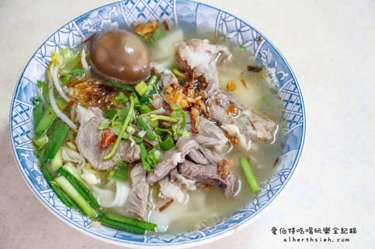 三義美食攻略TOP15:無菜單客家料理、人氣米食伴手禮、超美湖景咖啡廳 三義美食:金榜麵館