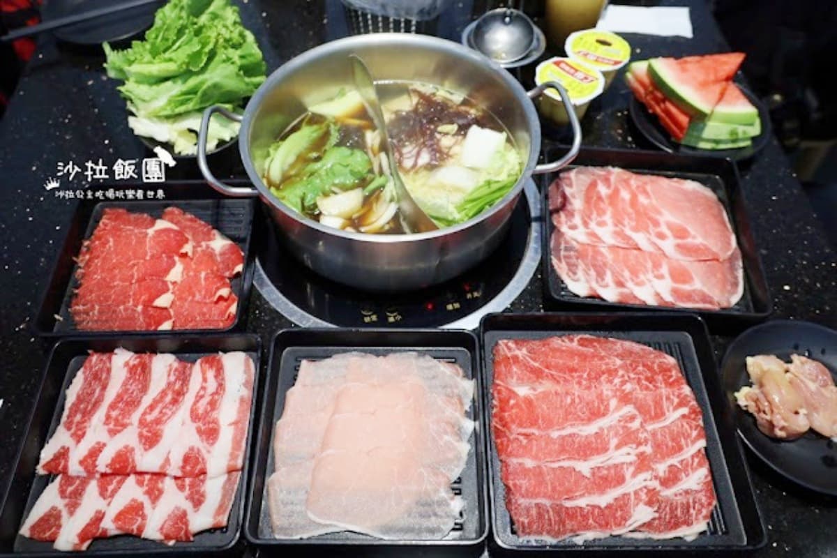 2026台北火鍋懶人包!25家推薦名單:黃仁勳愛店、350元雙主餐、豬油拌飯吃到飽 2026台北火鍋懶人包!25家推薦名單:黃仁勳愛店、350元雙主餐、豬油拌飯吃到飽