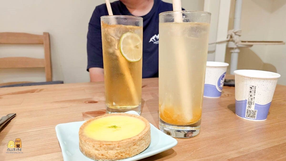 朵朵嚐嚐貓咪中途咖啡廳