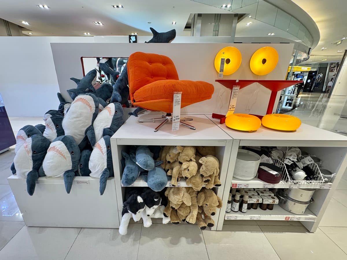 IKEA首度進駐宜蘭!快閃店這天起開逛,超夯甜甜圈燈、鯊魚玩偶150款商品買爆 IKEA首度進駐宜蘭!快閃店這天起開逛,超夯甜甜圈燈、鯊魚玩偶150款商品買爆