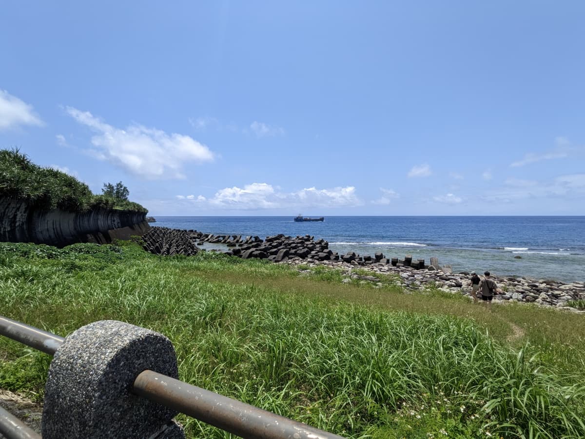 綠島限定美食都在這!整隻炸飛魚丼飯、海草系蔥抓餅,沒吃別說你來過 綠島限定美食都在這!整隻炸飛魚丼飯、海草系蔥抓餅,沒吃別說你來過