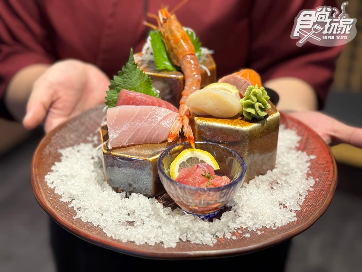 免費送金黃軟殼蟹!高CP值「日料無菜單」爽嗑火焰牛排、海陸鍋,釜飯吃到飽 免費送金黃軟殼蟹!高CP值「日料無菜單」爽嗑火焰牛排、海陸鍋,釜飯吃到飽