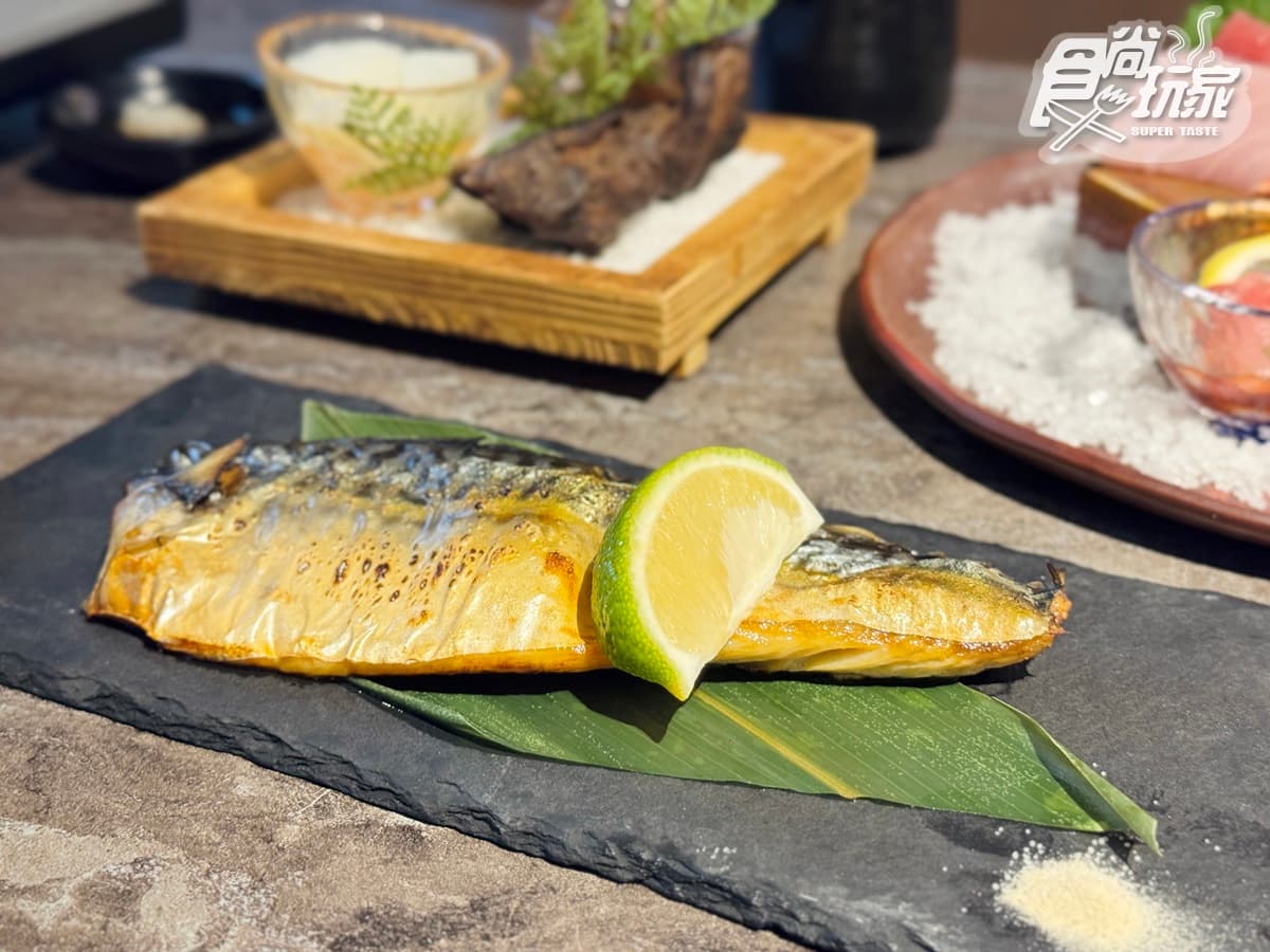 免費送金黃軟殼蟹!高CP值「日料無菜單」爽嗑火焰牛排、海陸鍋,釜飯吃到飽 免費送金黃軟殼蟹!高CP值「日料無菜單」爽嗑火焰牛排、海陸鍋,釜飯吃到飽